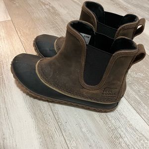 Sorel NWT Out N About Waterproof Chelsea Duck Boots Ankle Brown Winter Snow
